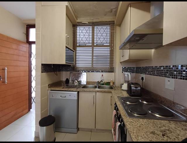 2 BEDROOM APARTMENT FOR SALE IN NORTH BEACH